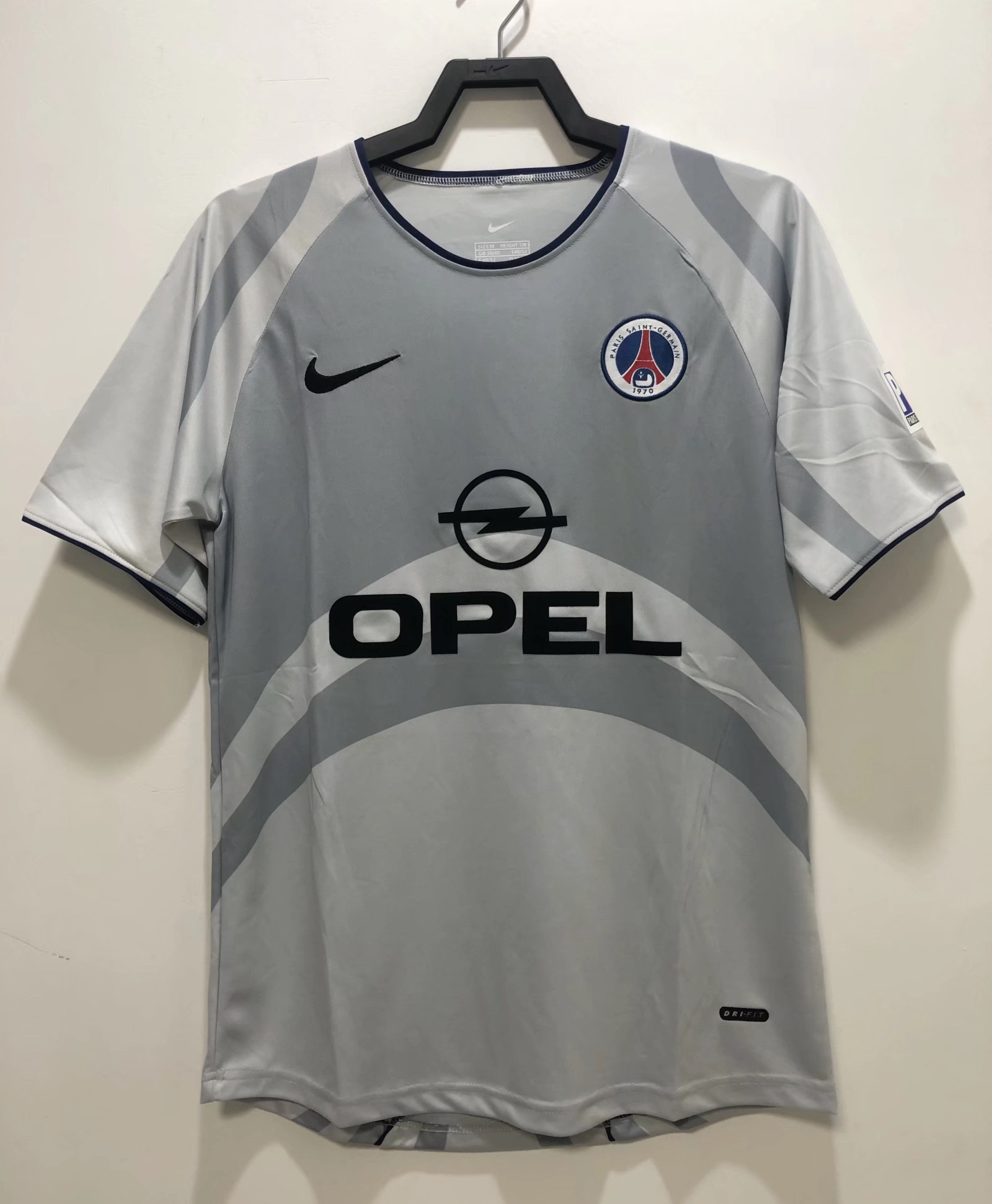 Paris Saint-Germain 2001 Away Retro Men Jersey – Gray
