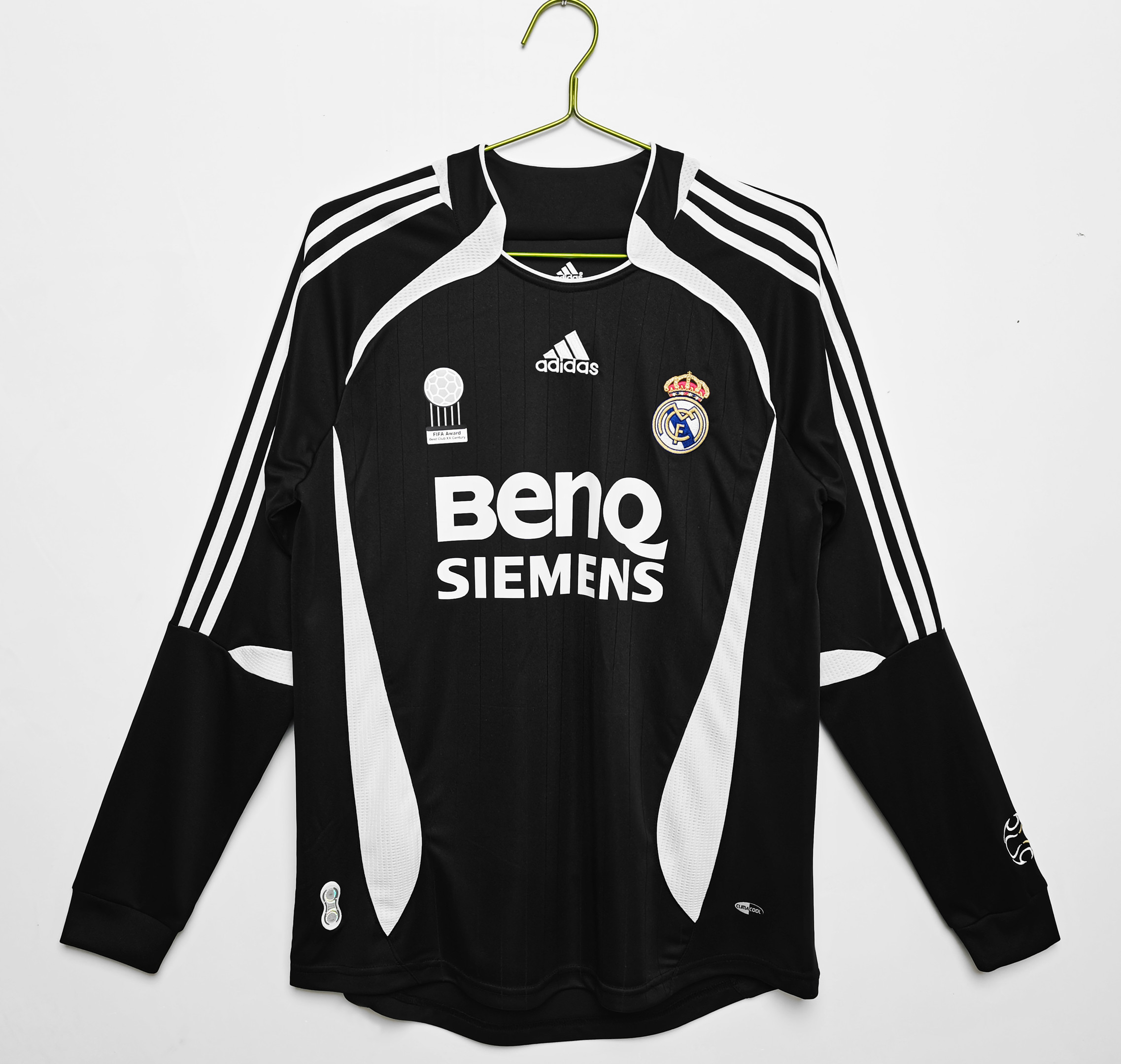 Real Madrid 2006/07 Third Retro Long Sleeve Men Jersey – Black